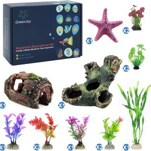GreenJoy Lot de 12 décorations aquatiques pour aquarium avec grotte en bois, cachette de tonneau, plantes artificielles en plastique et étoile de mer en résine – Petits accessoires